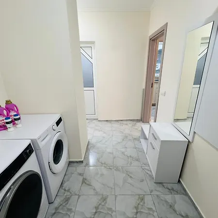 Appartamento алисън 32 с подземен гараж Sofia